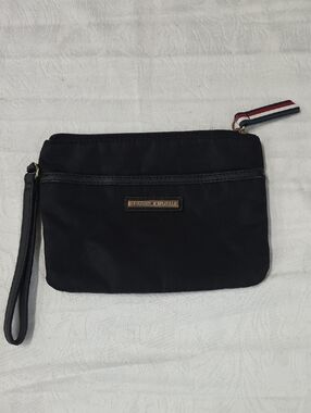 Tommy Hilfiger Black Wristlet with Signature Flag Pull